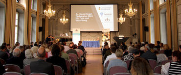 Dr. Hans Riegel-Fachpreise für VWAs aus Tirol und Vorarlberg verliehen