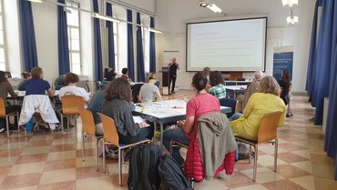 Studierende im Gespräch mit Expert:innen 